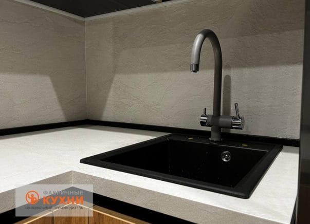 Угловая кухня Шторм 3x2,4 м