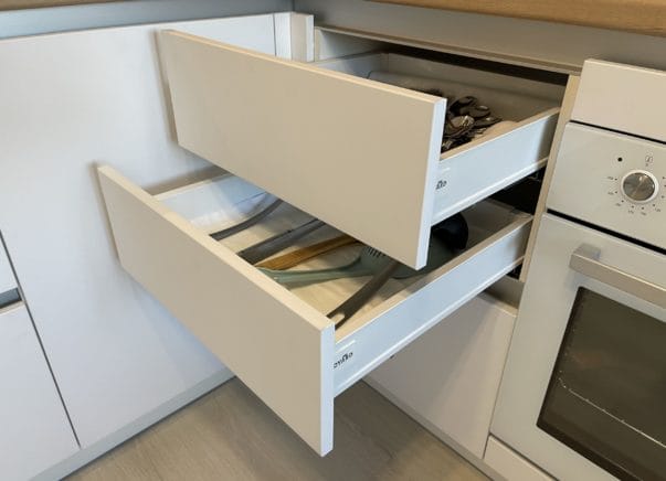 Угловая кухня Агнесс 1,2х1,9 м